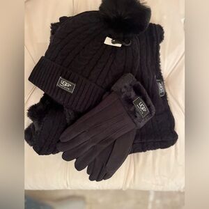 - UGG Winter Black Sweather weather pom pom hat& infinity scarf glove se…